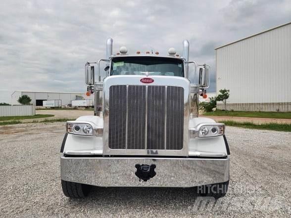 Peterbilt 589 Sadulveokid