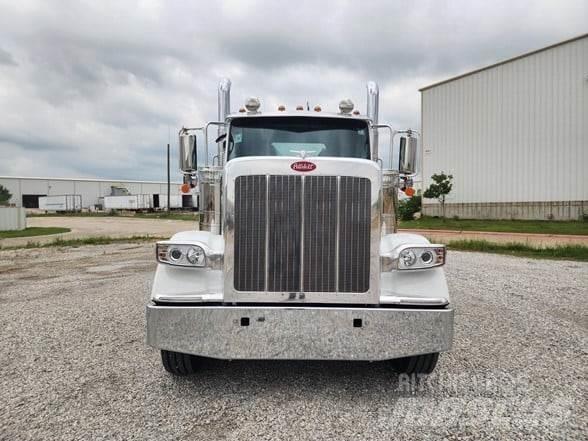 Peterbilt 589 Sadulveokid