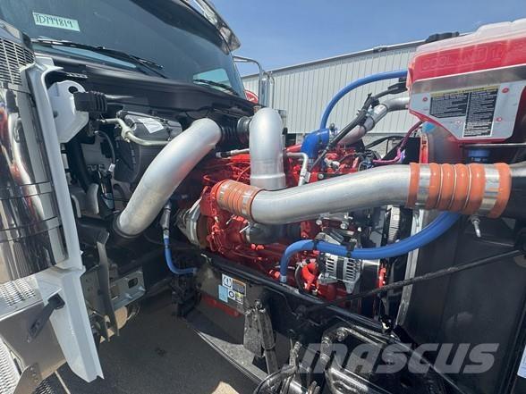 Peterbilt 589 Sadulveokid