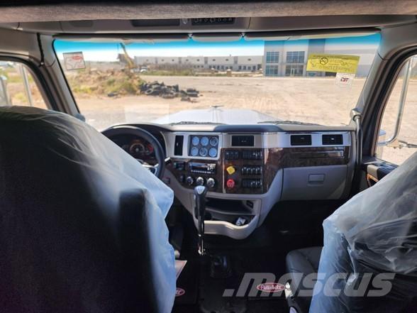 Peterbilt 589 Sadulveokid