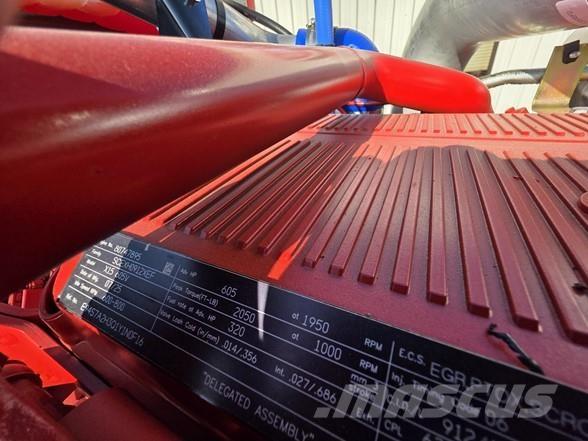 Peterbilt 589 Sadulveokid