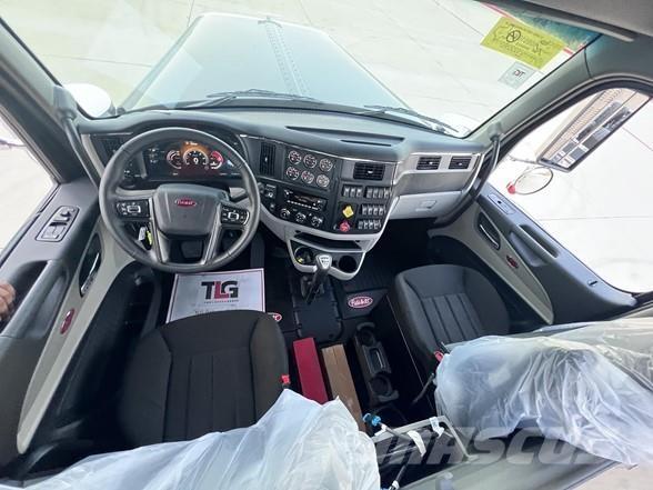 Peterbilt 589 Sadulveokid