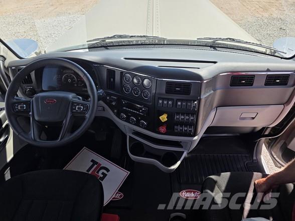 Peterbilt 589 Sadulveokid