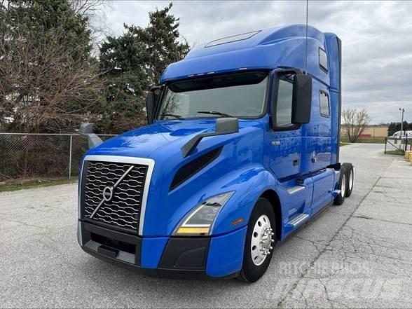 Volvo VNL64T860 Sadulveokid