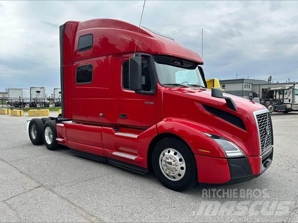 Volvo VNL64T860 Sadulveokid