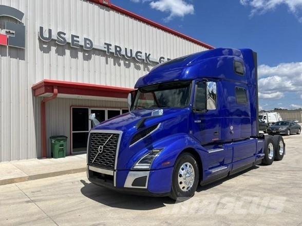 Volvo VNL64T860 Sadulveokid
