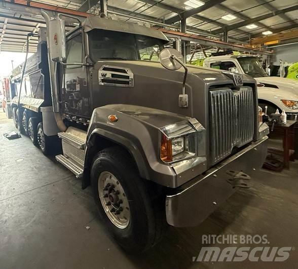 Western Star 4700 Kallurid