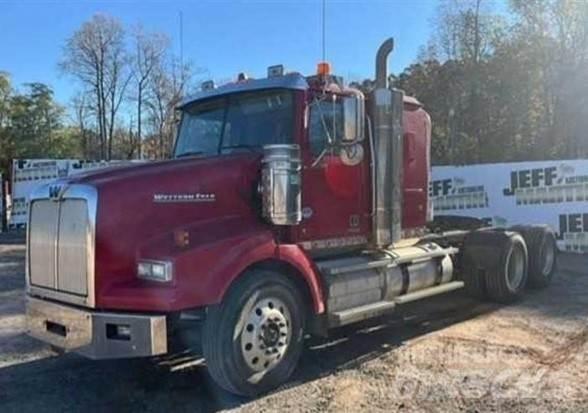 Western Star 4900 Sadulveokid