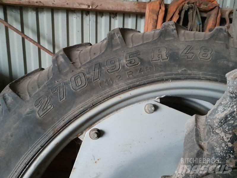  - - -  270/95R48 Rehvid, rattad ja veljed