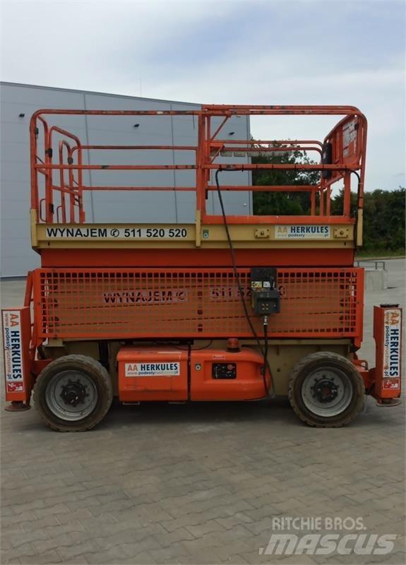 JLG 4069 Käärtõstukid