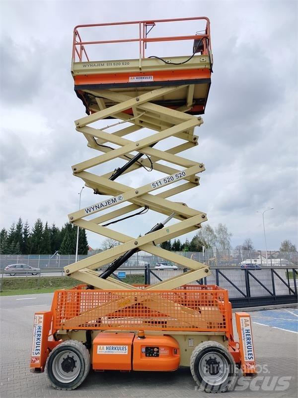 JLG 4069 Käärtõstukid