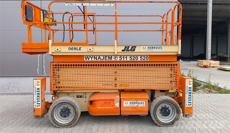 JLG 4069 Käärtõstukid
