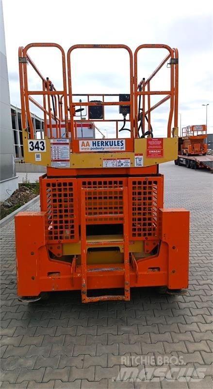 JLG 4069 Käärtõstukid