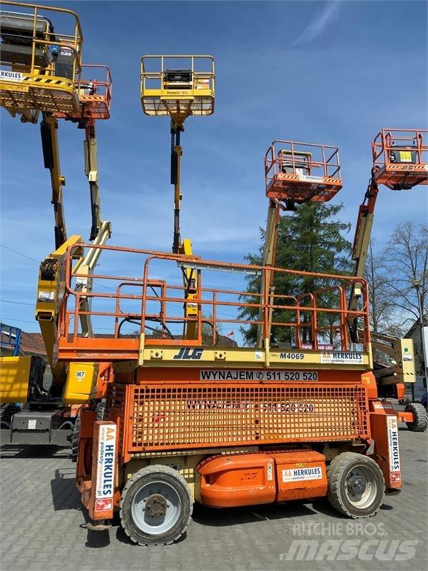 JLG 4069 Käärtõstukid