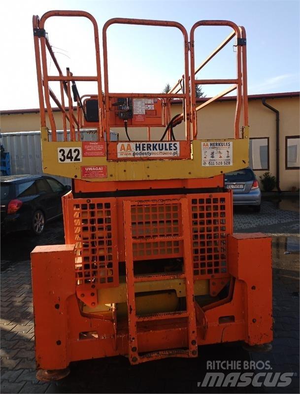 JLG 4069 Käärtõstukid