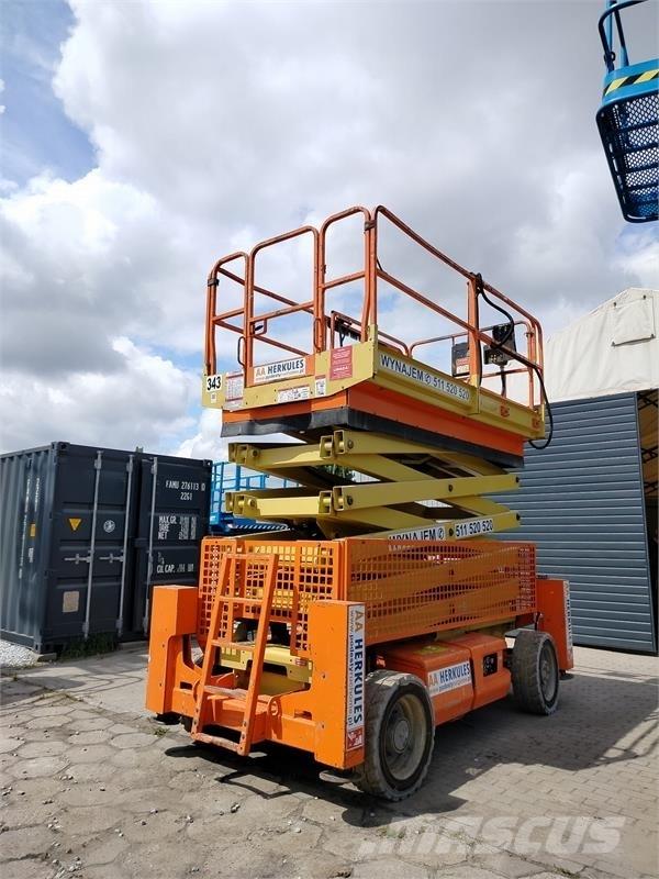 JLG 4069 Käärtõstukid