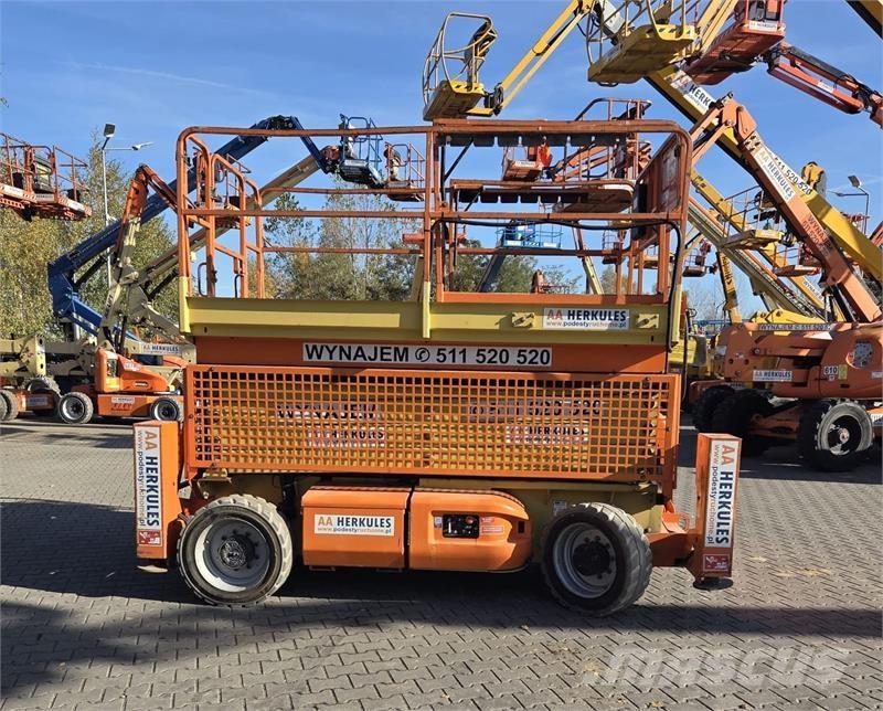 JLG 4069 Käärtõstukid