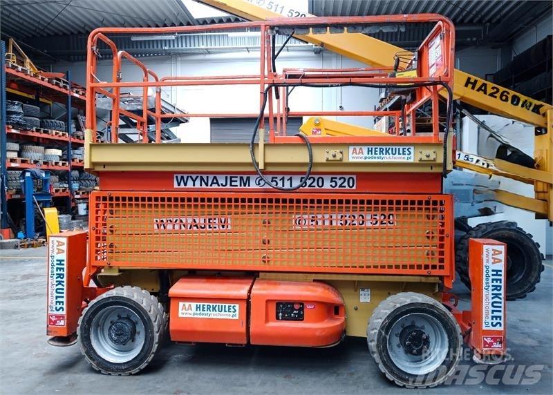 JLG 4069 Käärtõstukid