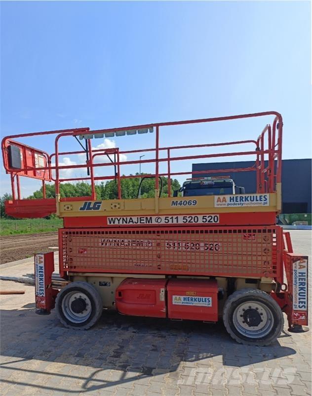 JLG 4069 Käärtõstukid