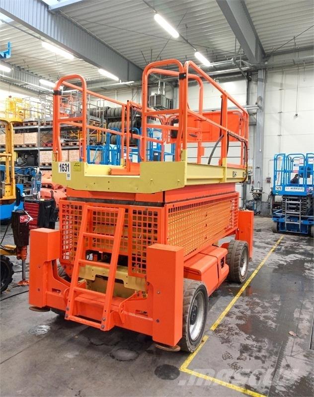 JLG 4069 Käärtõstukid