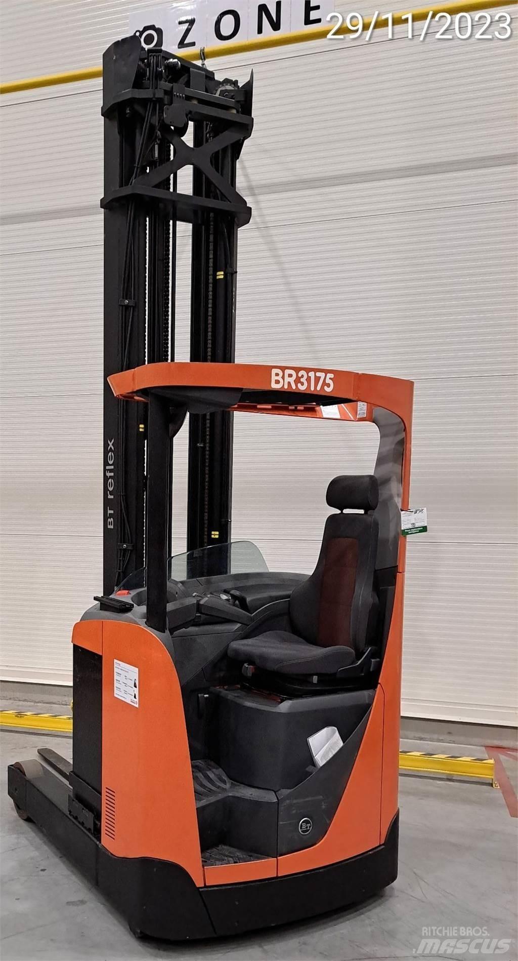 BT RRE160 Lükandmastiga tõstukid