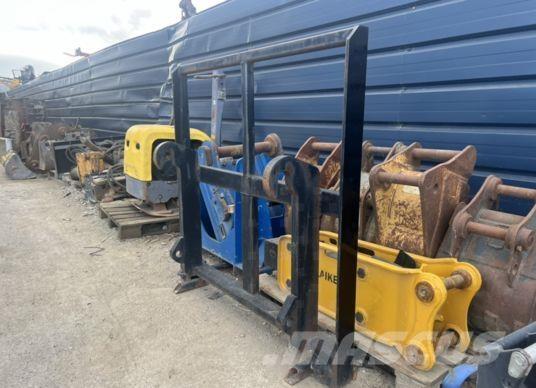 Merlo Pique botte Teleskooplaadurid