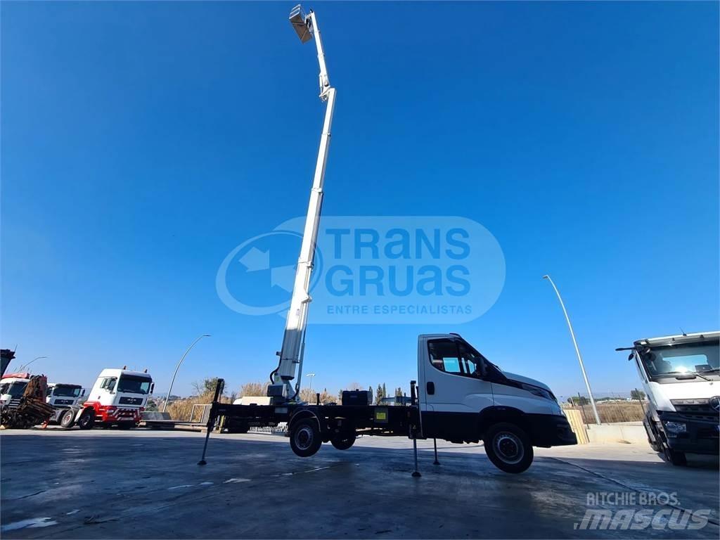 Cela DT Truck 25 Auto korvtõstukid