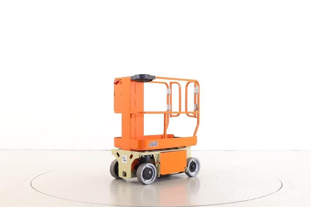 JLG 1230ES Vertikaalsed mast tõstukid