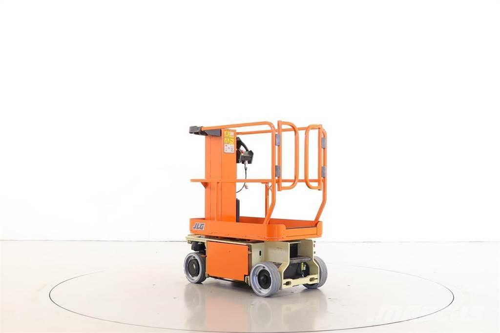 JLG 1230ES Vertikaalsed mast tõstukid