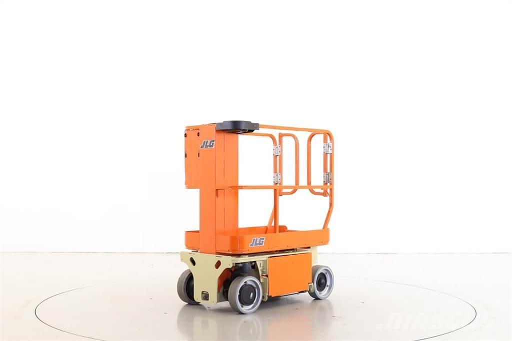 JLG 1230ES Vertikaalsed mast tõstukid