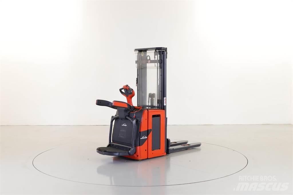 Linde L16 AP Platvormiga virnastajad