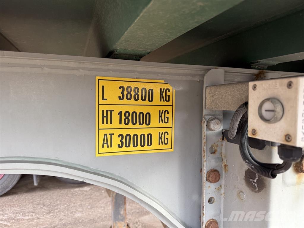 Kel-Berg 65 m3. Kallur-poolhaagised