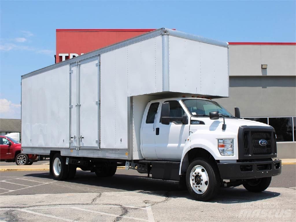 Ford F-650 Furgoonautod