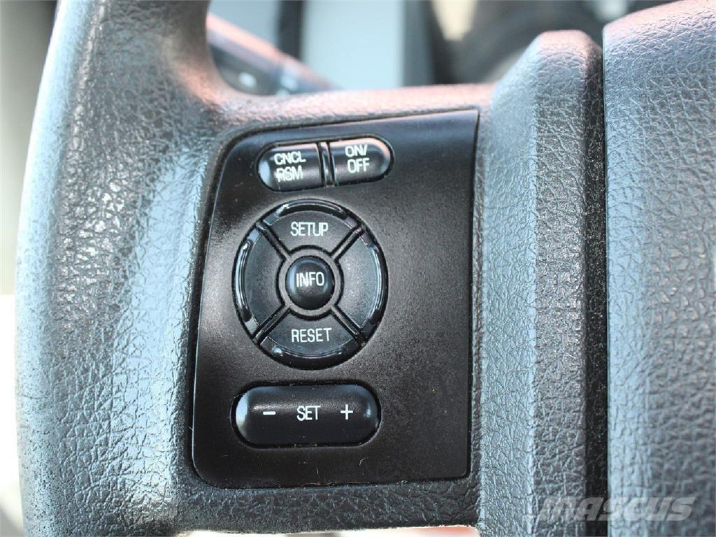 Ford F450 Auto korvtõstukid