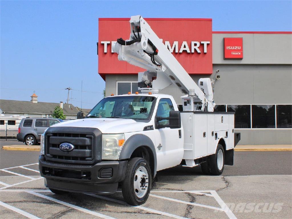 Ford F550 Auto korvtõstukid