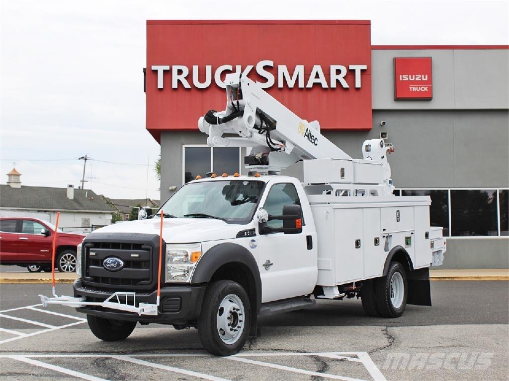 Ford F550 Auto korvtõstukid