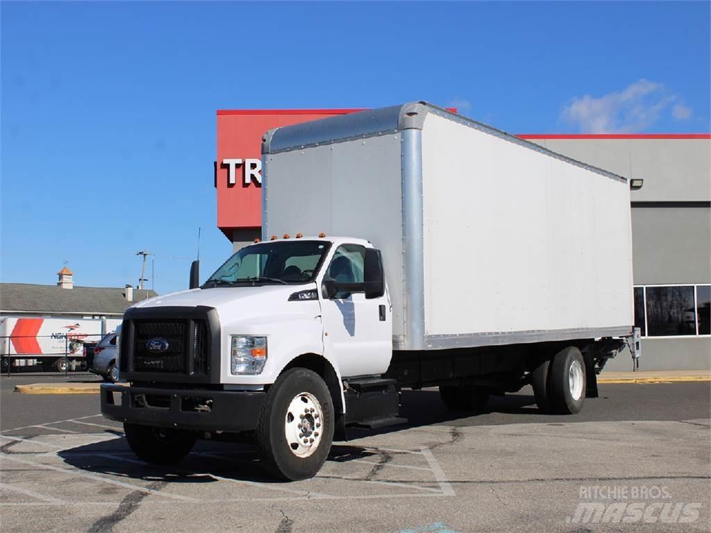 Ford F650 Furgoonautod