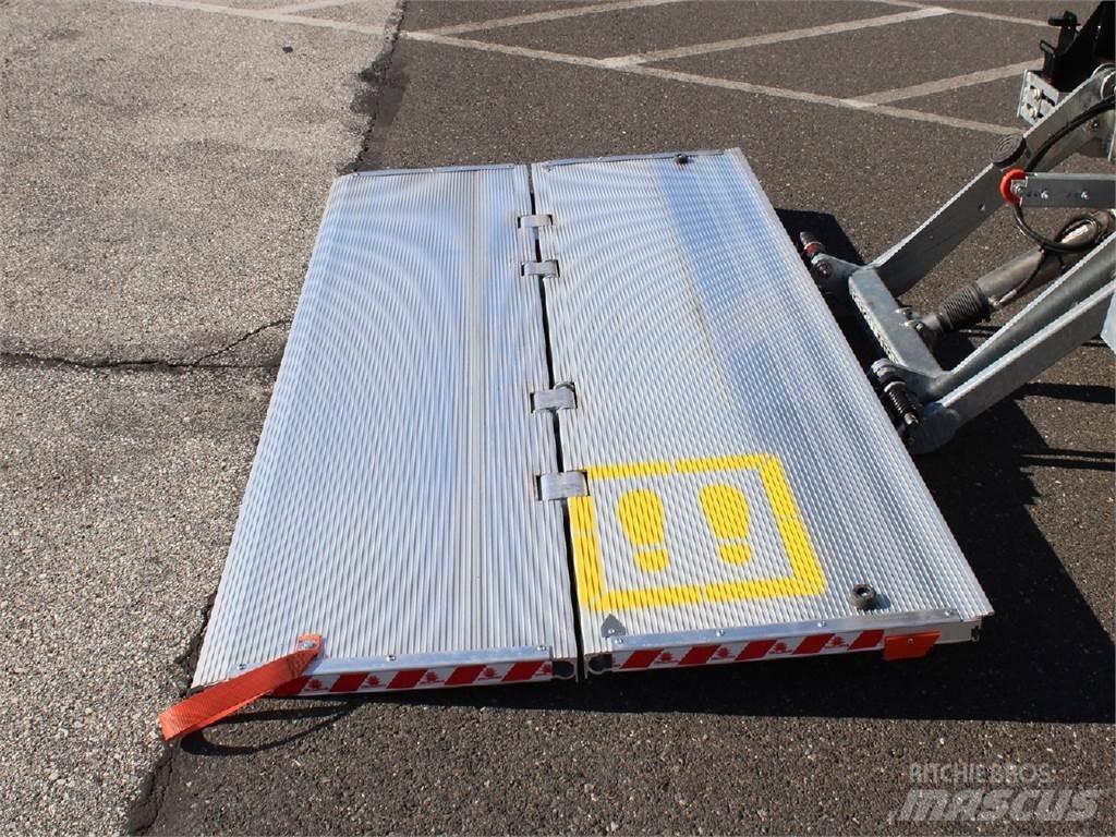 Isuzu NPR-HD Furgoonautod