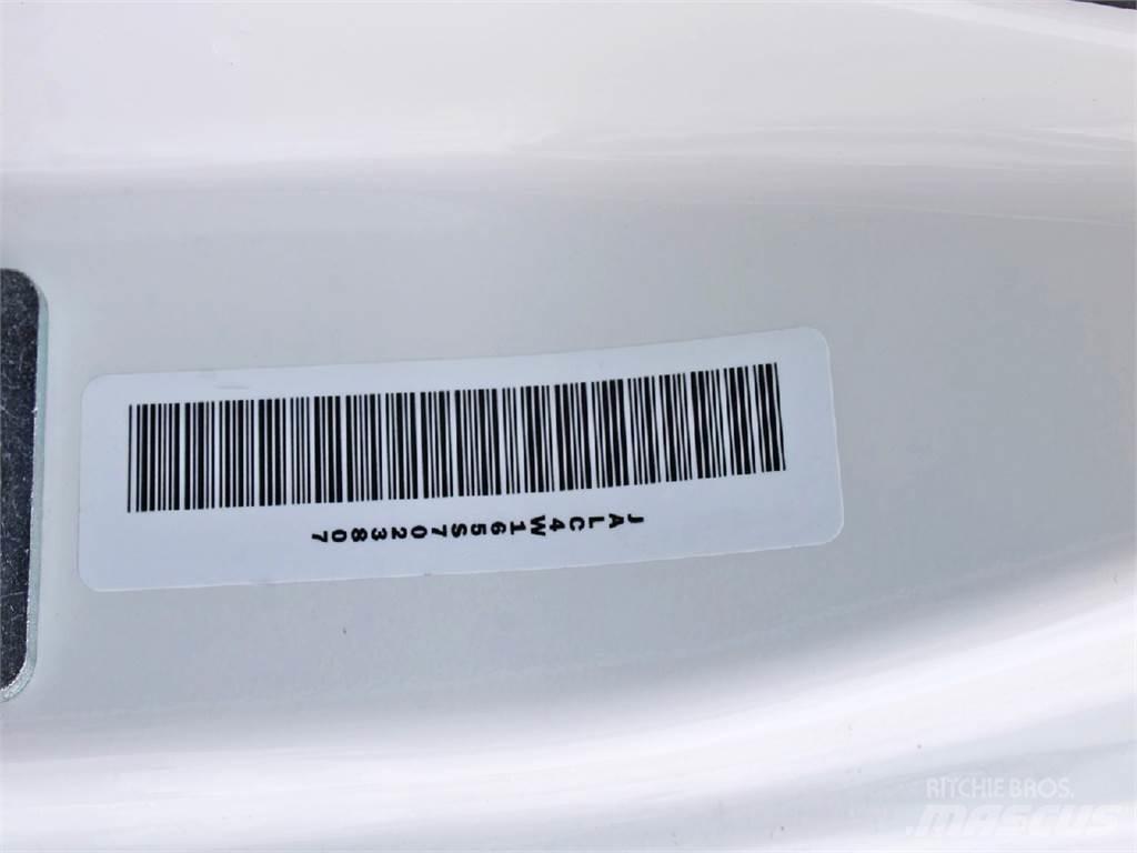 Isuzu NPR-HD Furgoonautod