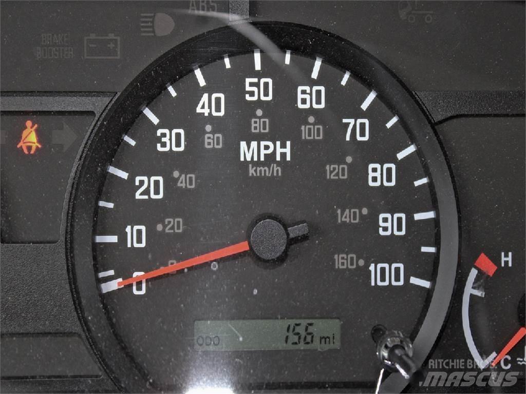Isuzu NPR-HD Furgoonautod