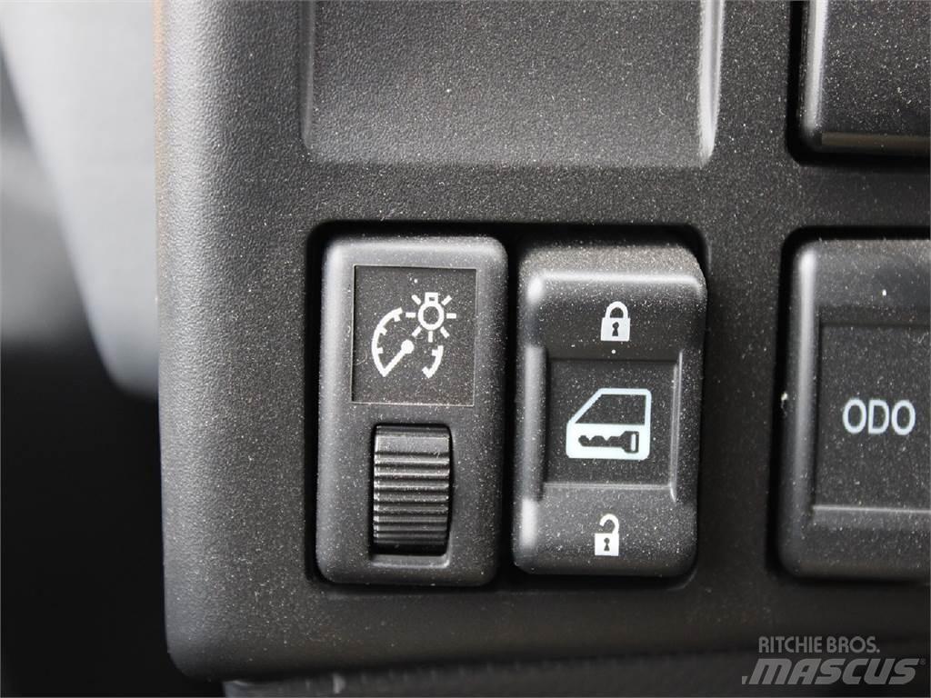 Isuzu NRR Trossüsteemiga vahetuskere veokid