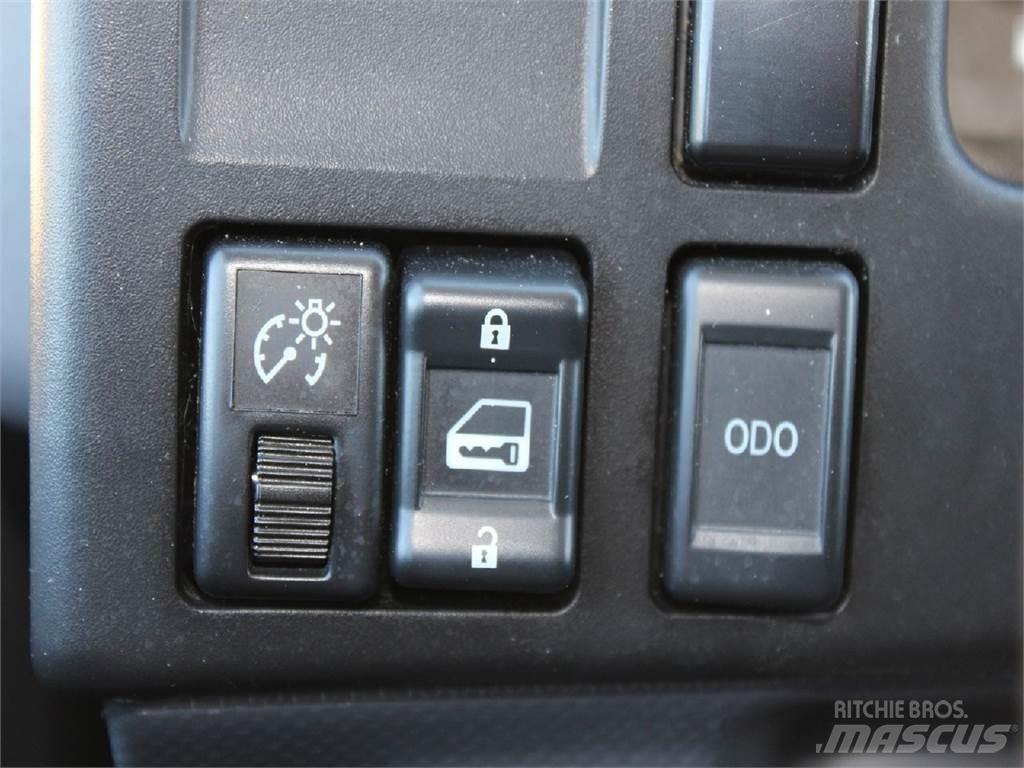 Isuzu NRR Trossüsteemiga vahetuskere veokid