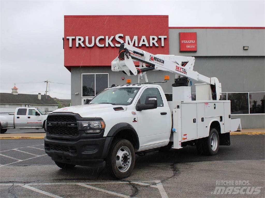 RAM 5500 Auto korvtõstukid