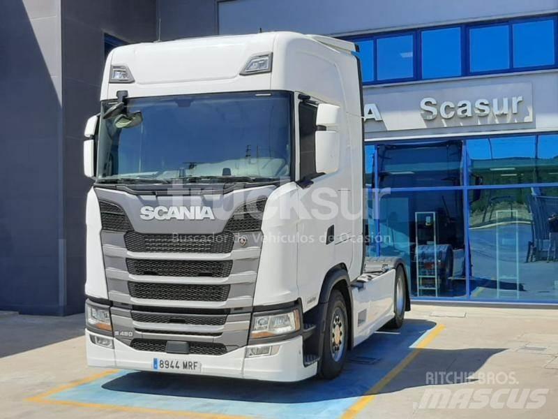 Scania S450 Sadulveokid