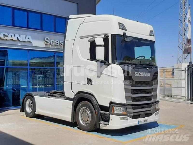 Scania S450 Sadulveokid