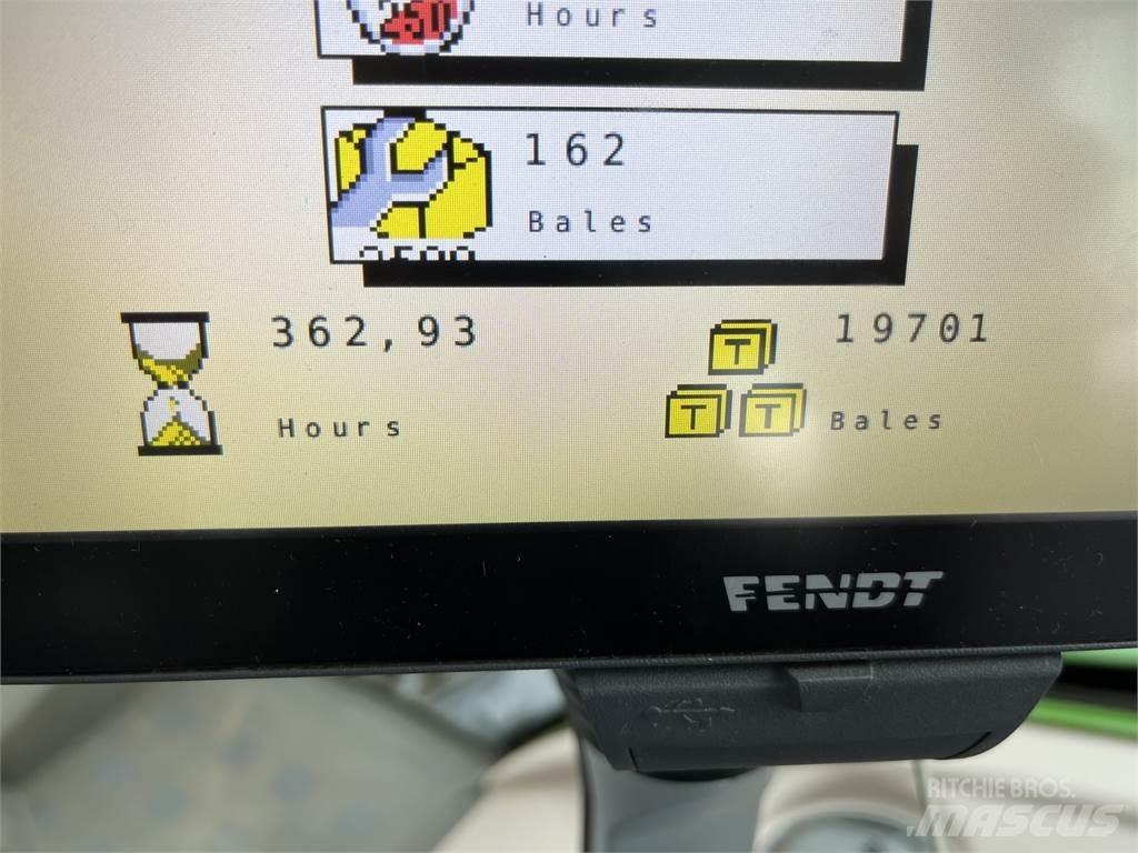 Case IH LB 434 Heinapressid