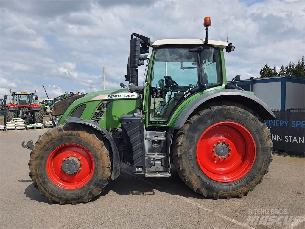 Fendt 720 VARIO S4 Traktorid