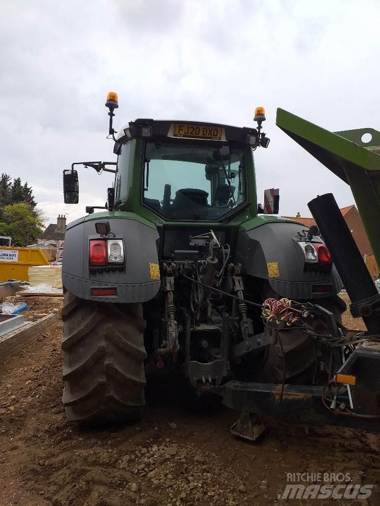 Fendt 828 VARIO Traktorid