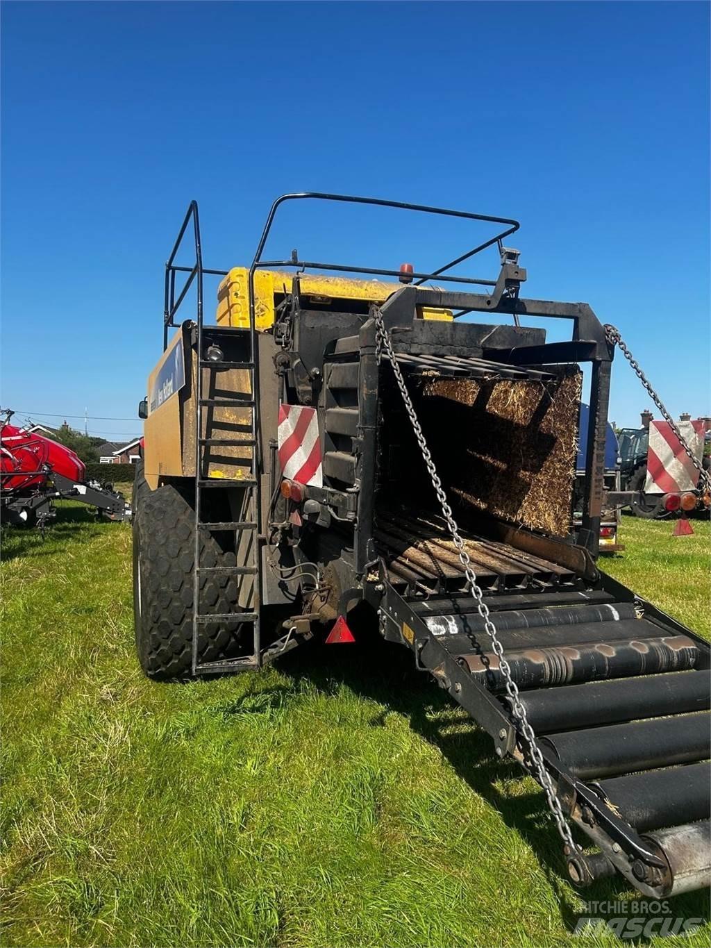 New Holland BB9090 Heinapressid