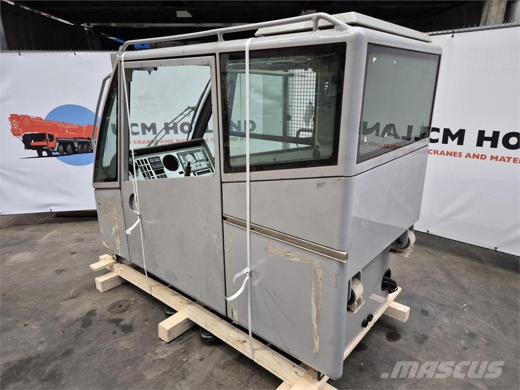  C.T.2 upper cabin Kabiinid